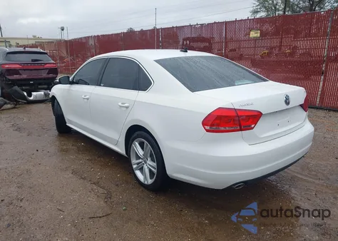 2015 Volkswagen Passat 2.0L Tdi Se z USA, uszkodzony, nr VIN 1VWBV7A37FC093146